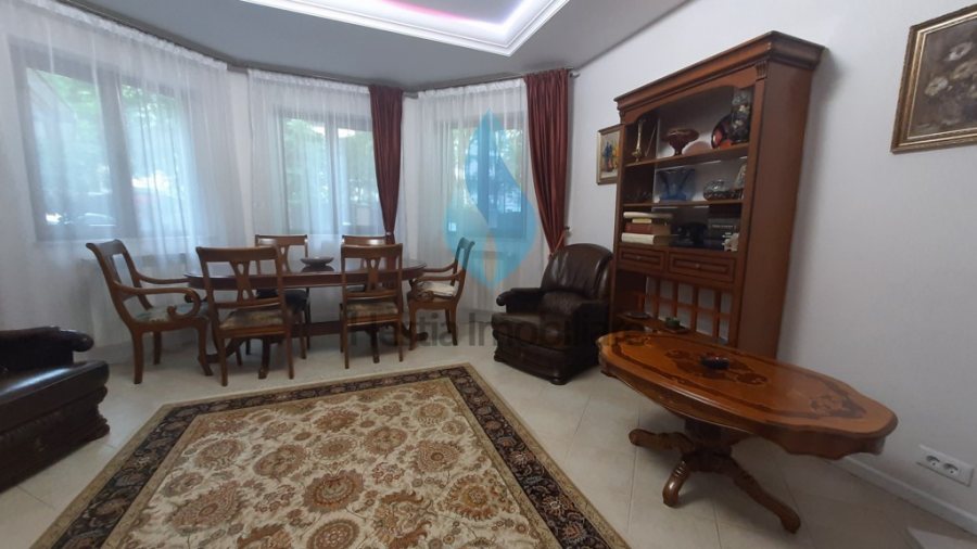 Vila eleganta, cinci camere, Tatarasi-Iasi.