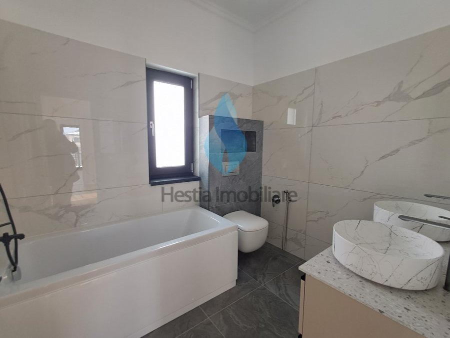 Vila eleganta, P+E+Pod, Popas Pacurari-V.Lupului.