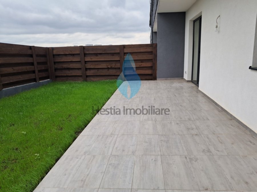 Casa cu cinci camere, tip triplex, Valea Lupului-Iasi.