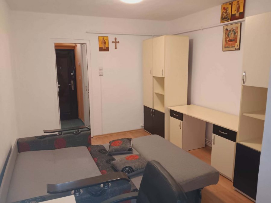 Alexandru Cel Bun garsoniera 25 mp cu CT