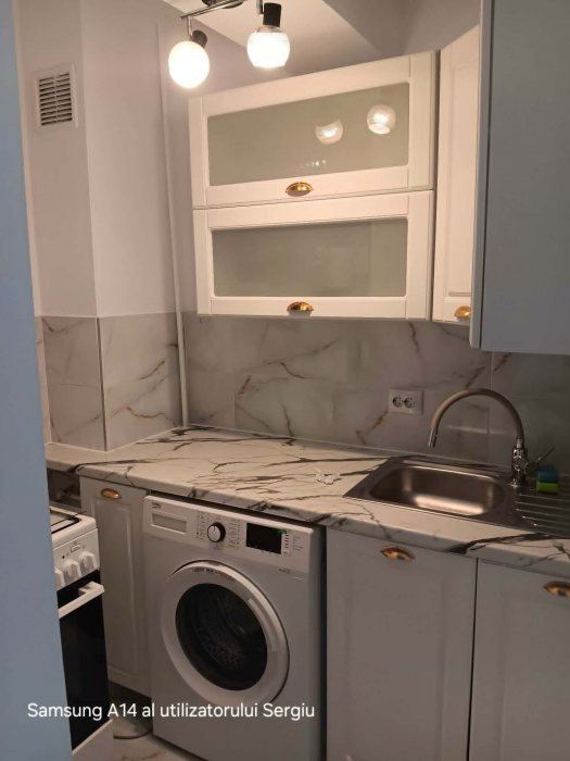 Alexandru Cel Bun Posta garsoniera 25 mp renovata