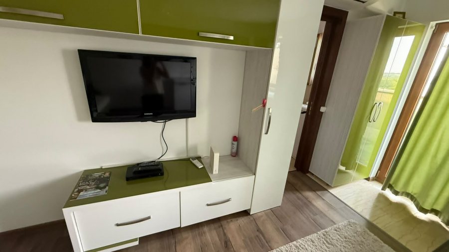 Moara de Vant Little Texas garsoniera 25 mp cu CT bloc nou