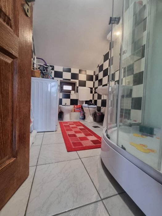Letcani, casa P+M, din caramida