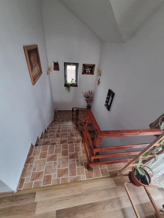 Letcani, casa P+M, din caramida