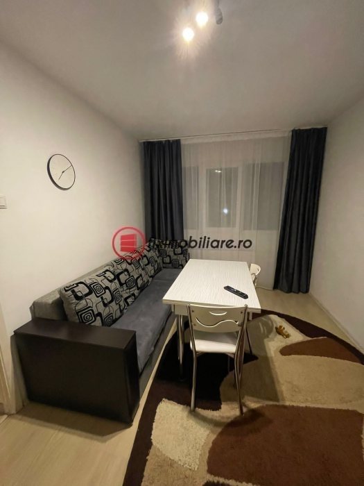 Podu Ros, apartament 2 camere decomandat, cu CT