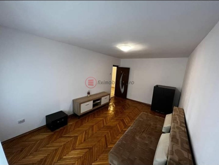 Podu Ros - Apartament 3 camere , 60mp