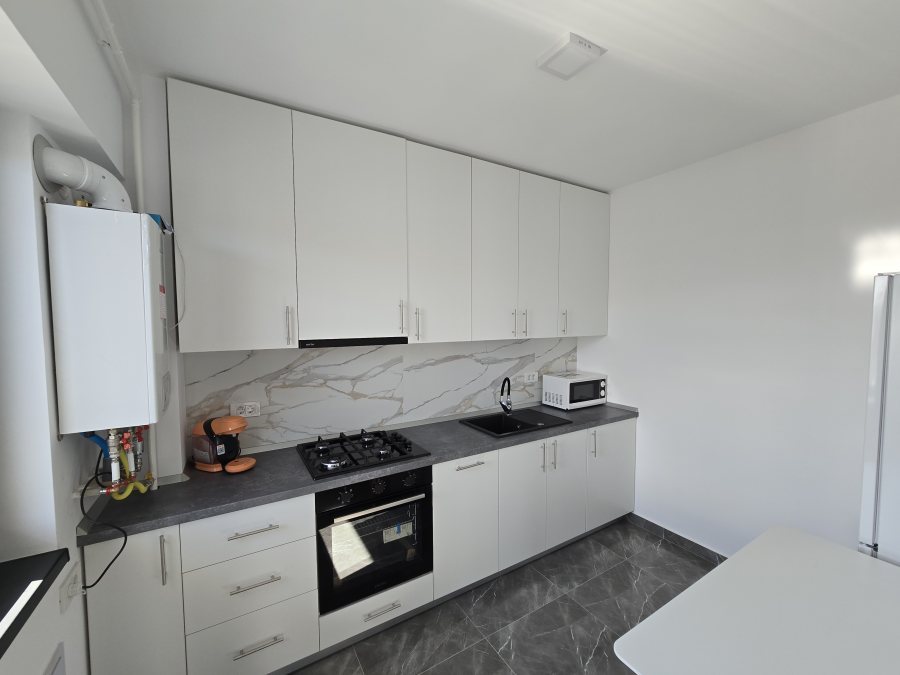 Prima închiriere- apartament + parcare Sivco Residence 