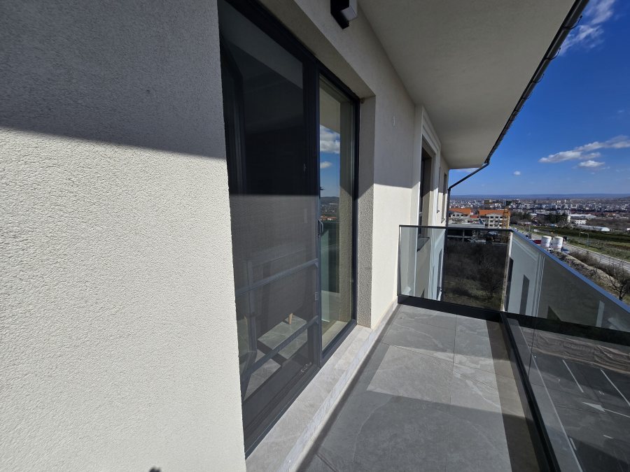 Prima închiriere- apartament + parcare Sivco Residence 