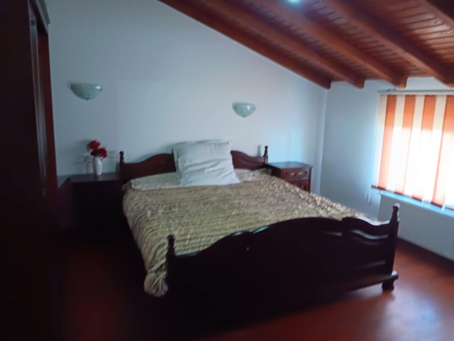 Tomesti Deal casa P+1 mobilata si utilata 180 mp
