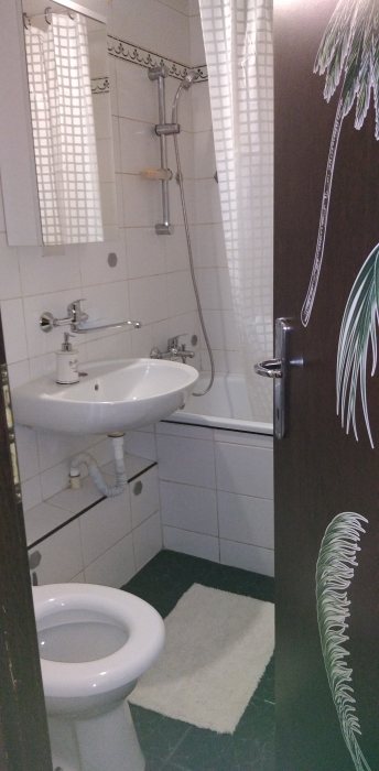 Proprietar, inchiriez apartament doua camere