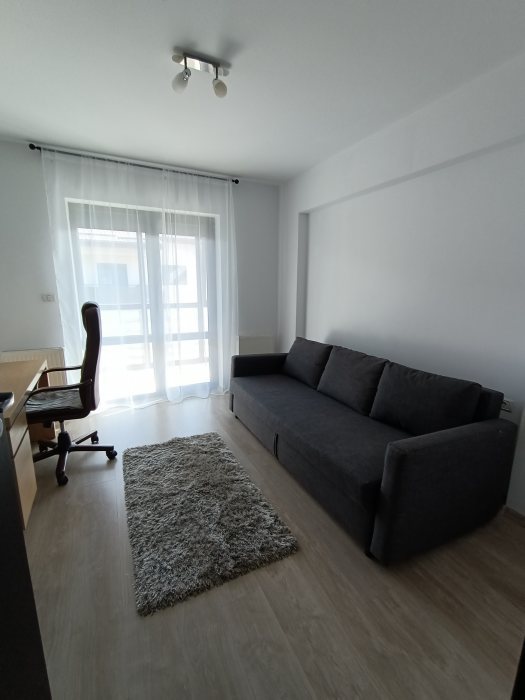 Proprietar închiriez apartament 3 camere