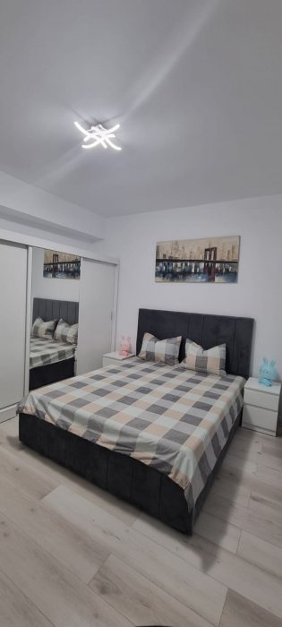 Casa idividuala 90 mp, curte 311mp, 4 camere, 2 bai, Crisul Repede, utilata si mobilata, parecare