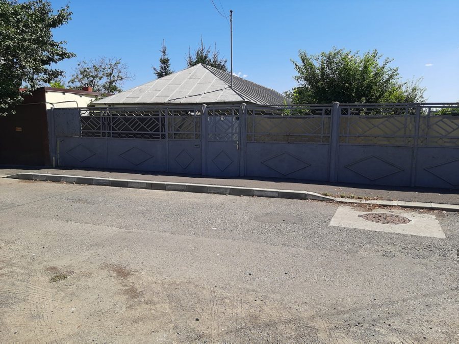 CASA DE VINZARE PARC CAROL (CFR)