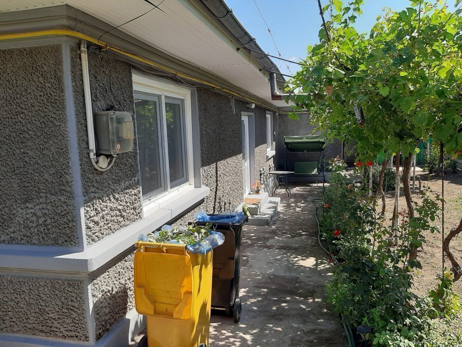 CASA DE VINZARE PARC CAROL (CFR)