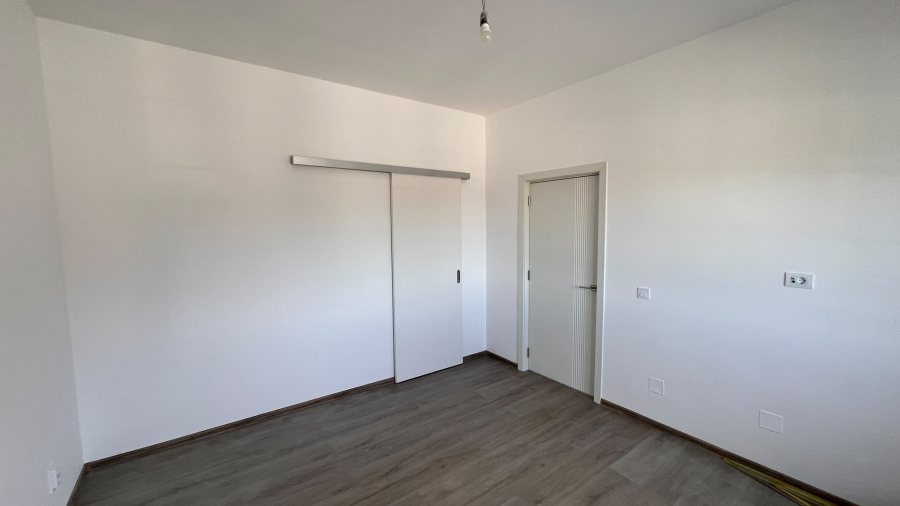 Casa Plan Parter Miroslava , 800ml Penny , Scoala Verde , vedere panoramica catre oras
