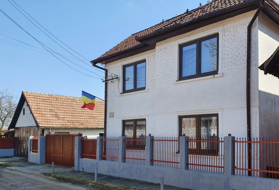 Proprietar, vand casa in com.Tarnava, jud.Sibiu